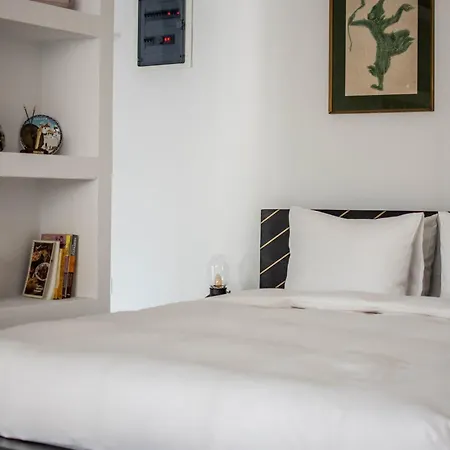 Aris In Psiri Aparthotel
