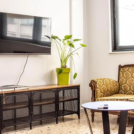 Aris In Psiri Aparthotel